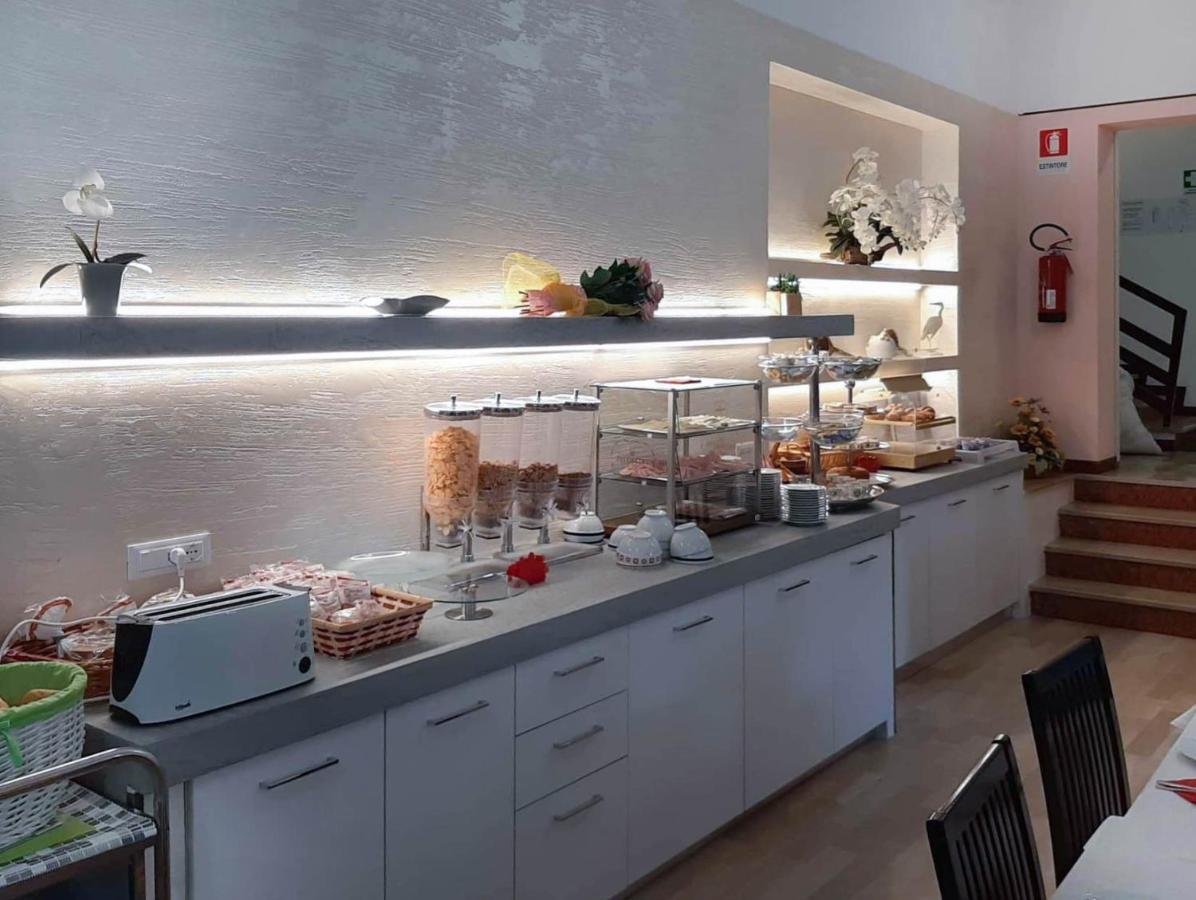 Hotel Zen Lignano Sabbiadoro Dış mekan fotoğraf